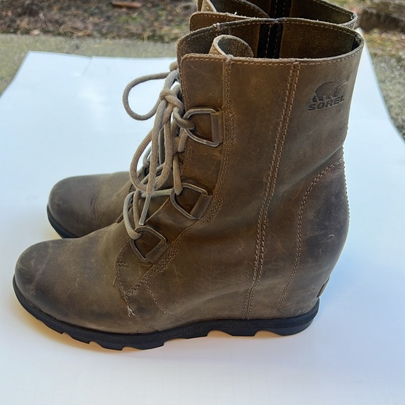 Sorel Brown Heeled Boots * - Picture 3 of 6